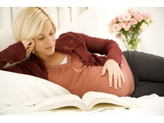 妊娠腹痛可以用艾艾贴吗？
