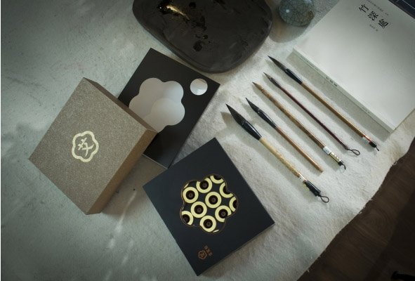 经前期综合征可以用艾艾贴吗? 经前期综合征可以用艾艾贴吗?